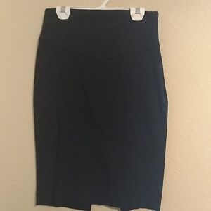 Express Design Studio Black Pencil Skirt